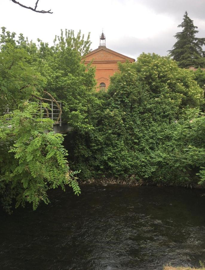 Gli Alloggi De Il Piccolo Borgo Castel Maggiore Exterior foto